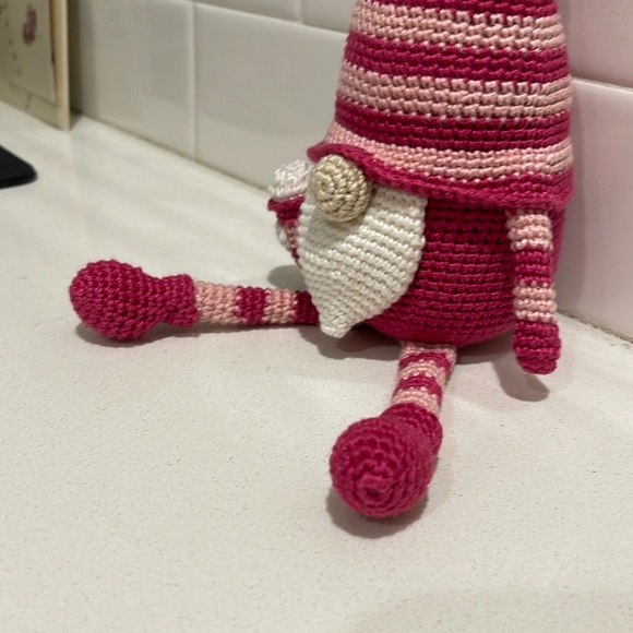 Handcrafted Pink Valentine Valentines Barbie Coffee Gnome Decor Amigurui Crochet - Picture 5 of 11